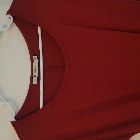 EUC YIDARTON Dark Red Short Sleeve Faux Wrap Dress - Picture 6 of 14